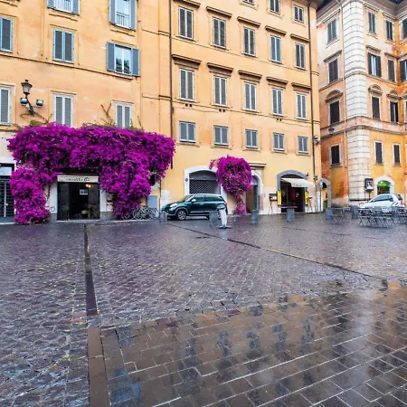 Lux And Charme Between Trevi And Pantheon Řím