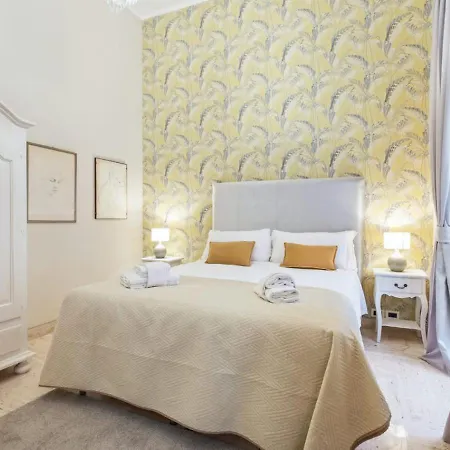 Lux And Charme Between Trevi And Pantheon * Řím