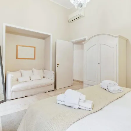 Apartment Lux And Charme Between Trevi And Pantheon